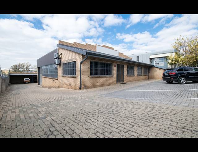 655M² FACTORY FOR SALE IN KYA SANDS